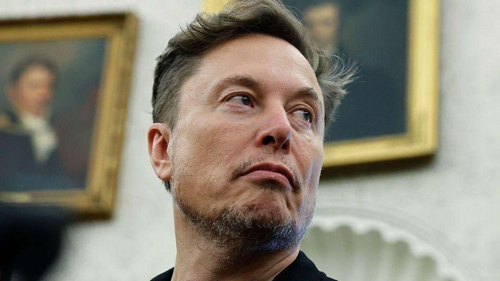 Musk sues Apple and OpenAI in Texas, alleging they “thwart competition” with iPhone–ChatGPT tie‑up Musk sues Apple and OpenAI in Texas, alleging they “thwart competition” with iPhone–ChatGPT tie‑up